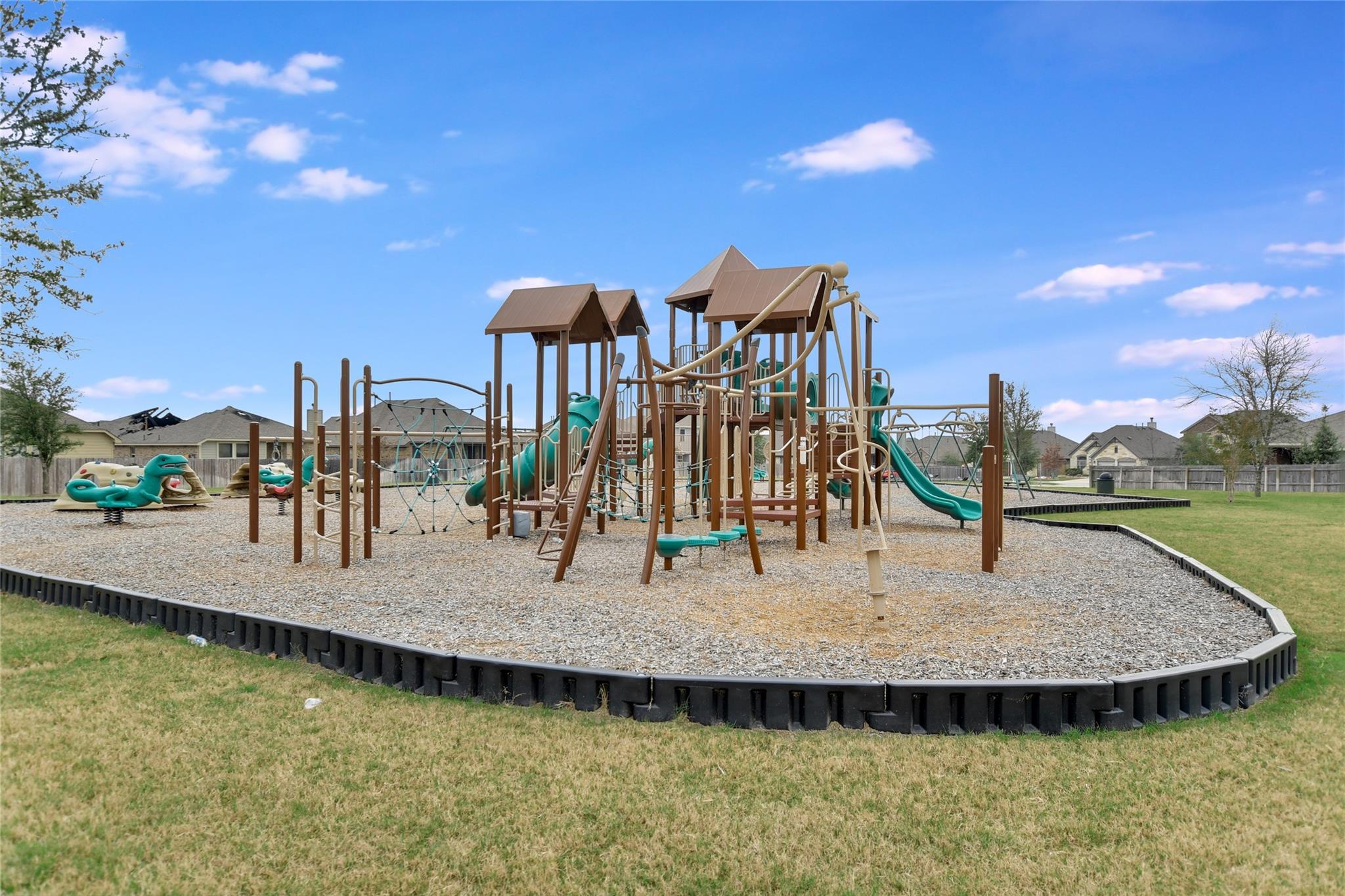 Round Rock, Texas 78665, United States, 4 Bedrooms Bedrooms, ,3 BathroomsBathrooms,Residential,Pending,38185