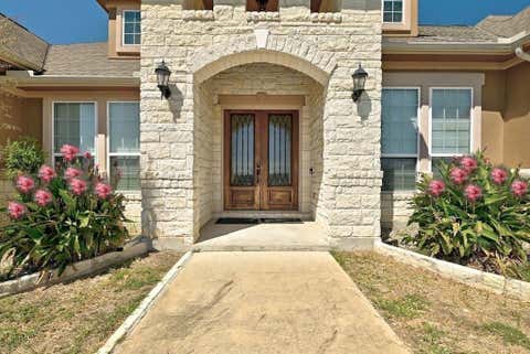 Photo of 7300 Gilbert RD, Manor, TX 78653 (MLS # 4230331)