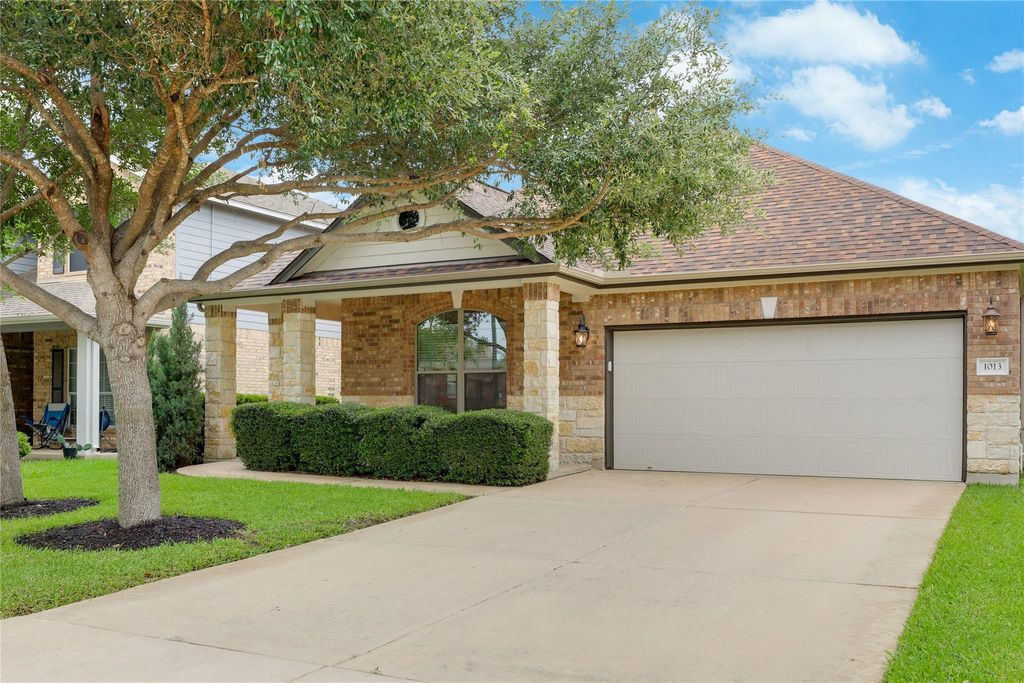 Photo of 1013 Sussex WAY, Round Rock, TX 78665 (MLS # 9773624)