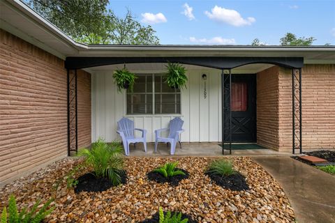 11309 Hilltop ST Austin TX 78753