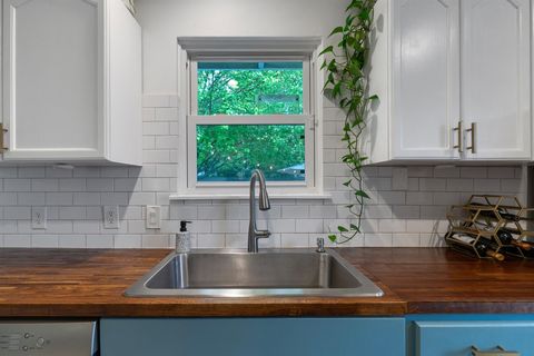 Tiny photo for 5210 Waterbrook DR, Austin, TX 78723 (MLS # 1350564)