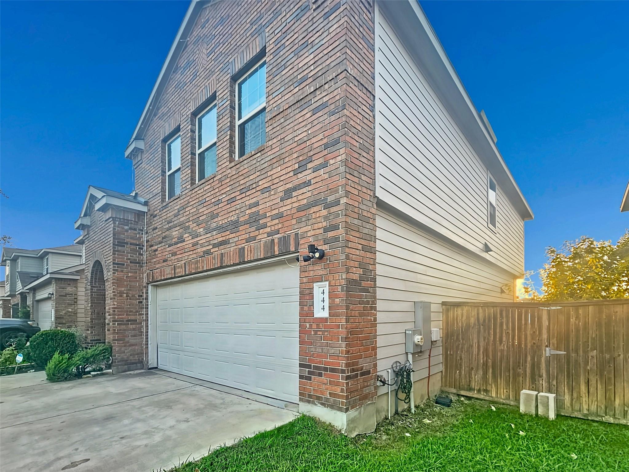 444 Major Lee LN 14H
