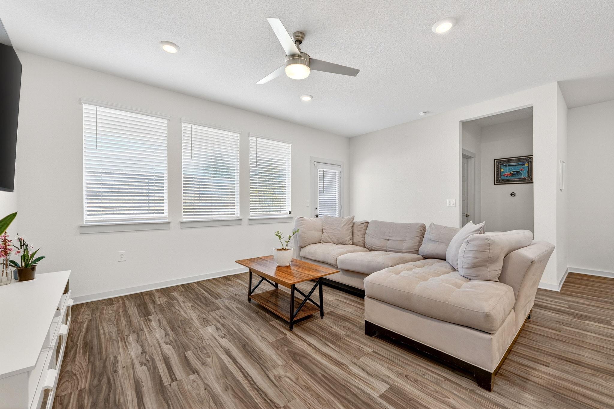 13704 Bavarian Forest DR