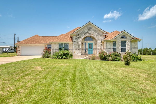 341 BROWN RD, MCDADE, TX 78650 - Image 627180ac36b9d74ae38e5db122ebb1ef/564458186