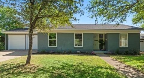 Photo of 5511 Delwood DR, Austin, TX 78723 (MLS # 9672975)