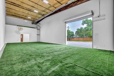 2000 Windy TER 14A Cedar Park TX 78613