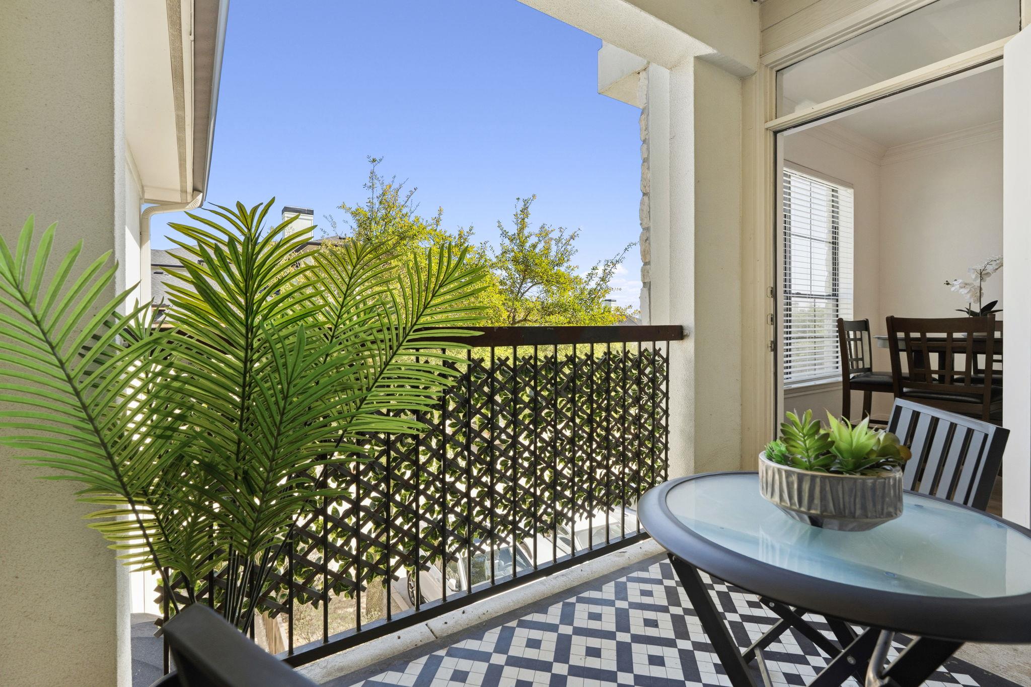 7701 Rialto BLVD 623