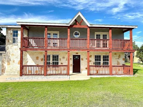 8508 Grandview DR Jonestown TX 78645