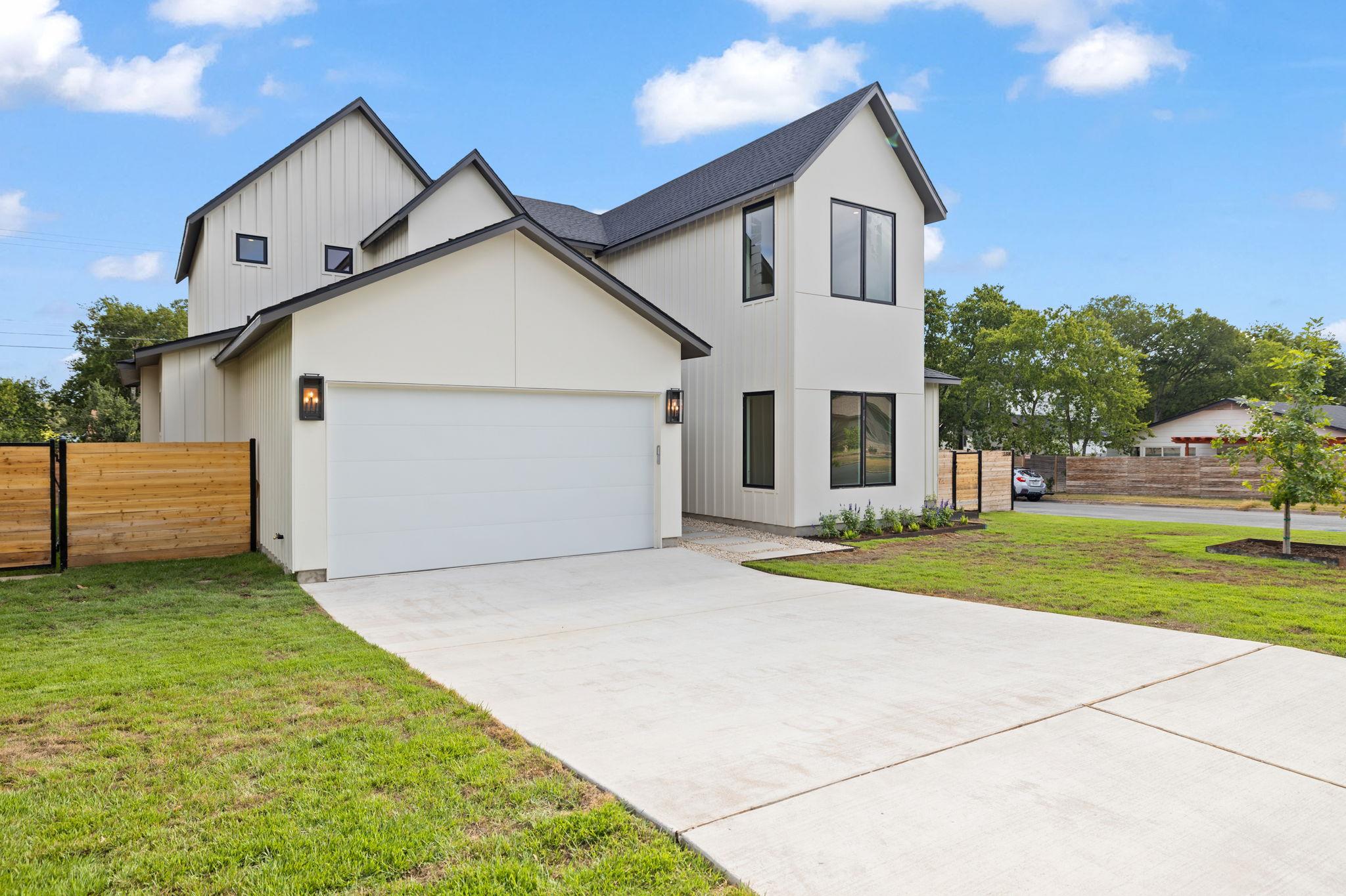3308 Dolphin DR