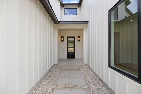 Tiny photo for 3308 Dolphin DR, Austin, TX 78704 (MLS # 8697398)