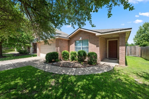 Photo of 222 Vallecito DR, Georgetown, TX 78626 (MLS # 1471075)