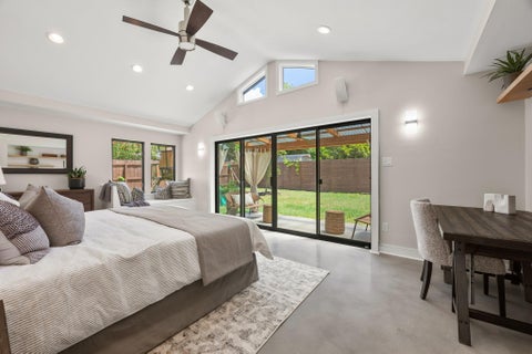 Tiny photo for 2611 East Side DR, Austin, TX 78704 (MLS # 1278527)