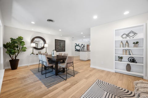 Tiny photo for 2611 East Side DR, Austin, TX 78704 (MLS # 1278527)