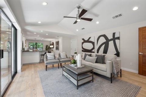 Tiny photo for 2611 East Side DR, Austin, TX 78704 (MLS # 1278527)