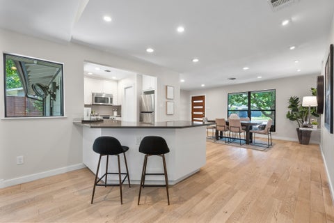 Tiny photo for 2611 East Side DR, Austin, TX 78704 (MLS # 1278527)