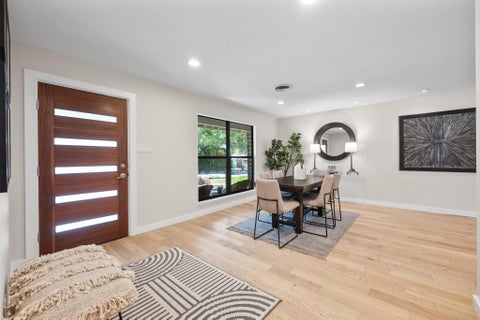 Tiny photo for 2611 East Side DR, Austin, TX 78704 (MLS # 1278527)