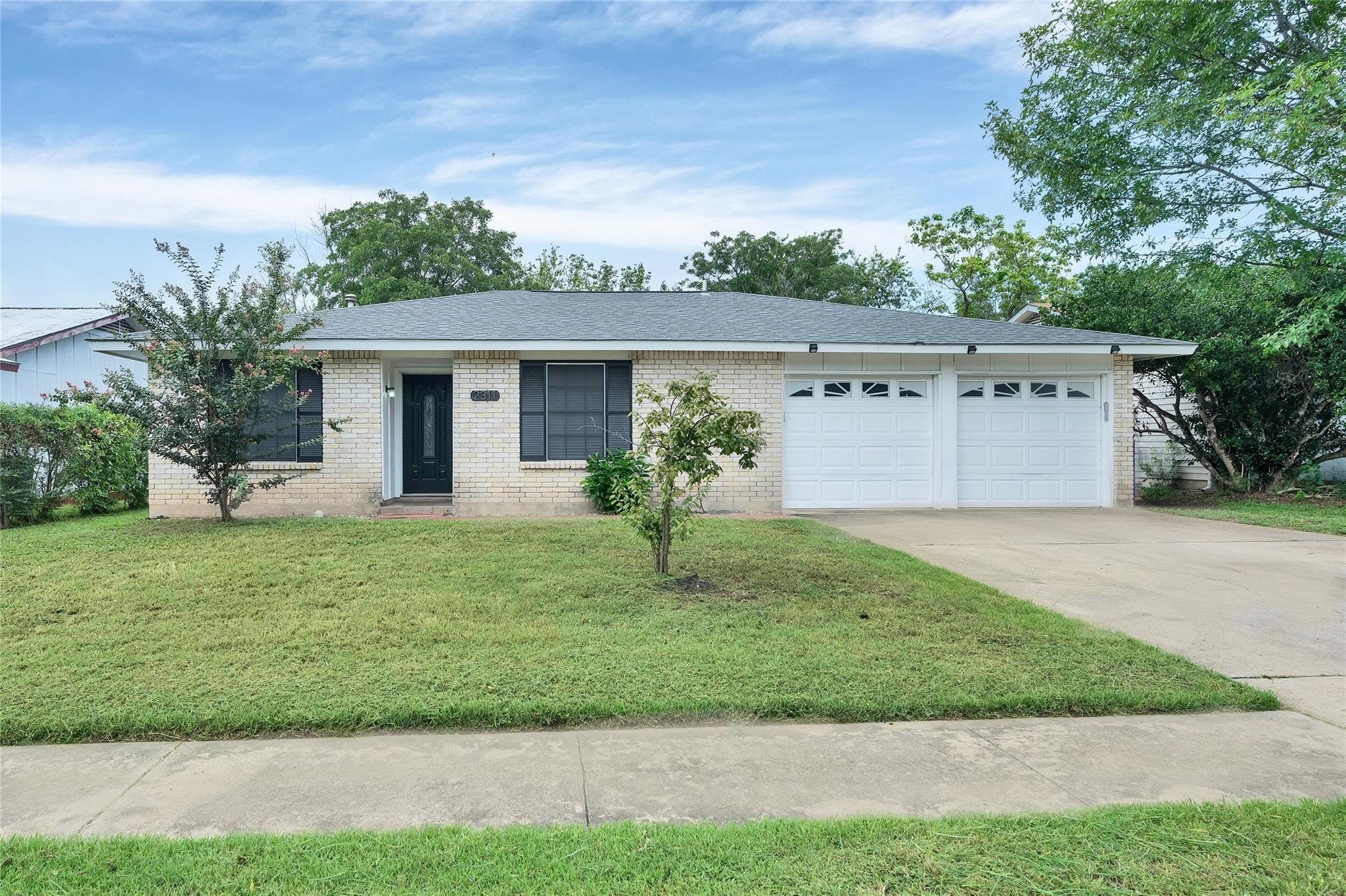 View Austin, TX 78744 property