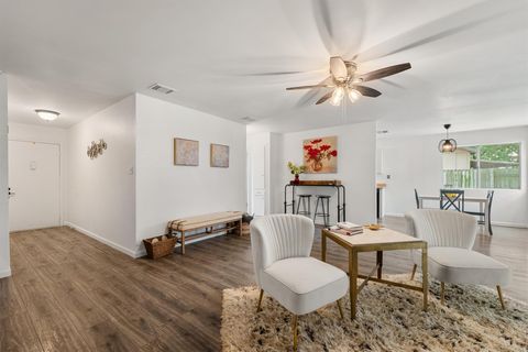 11533 Sandy Loam TRL Austin TX 78750