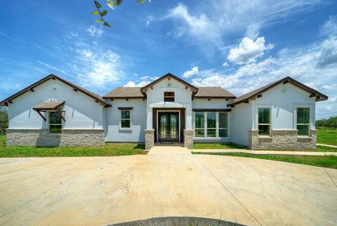 000 Patterson RD Flatonia TX 78941