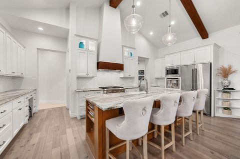 Tiny photo for 124 Carefree CIR #B, Lakeway, TX 78734 (MLS # 8683137)