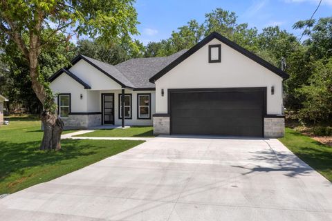 147 Puu Waa Waa LN Bastrop TX 78602
