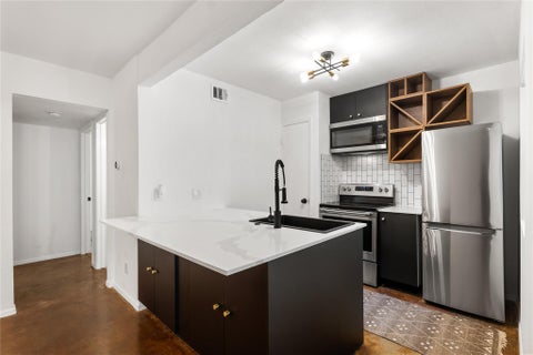 Photo of 2119 Oxford Ave #B, Austin, TX 78704 (MLS # 4419045)