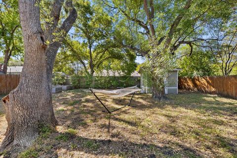 Tiny photo for 509 Westmorland DR, Austin, TX 78745 (MLS # 7781881)