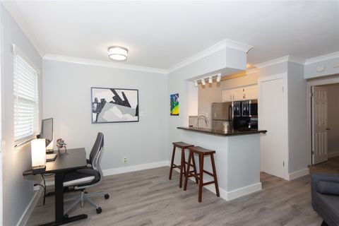 Photo of 2401 Manor RD #232, Austin, TX 78722 (MLS # 6438285)
