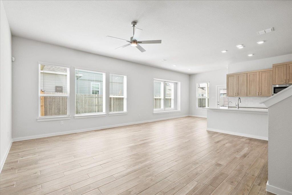 Photo of 122 Paul Pena DR, San Marcos, TX 78666 (MLS # 1656032)