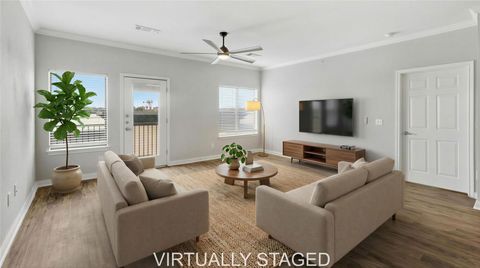 Photo of 2502 Leon ST #414, Austin, TX 78705 (MLS # 6136990)