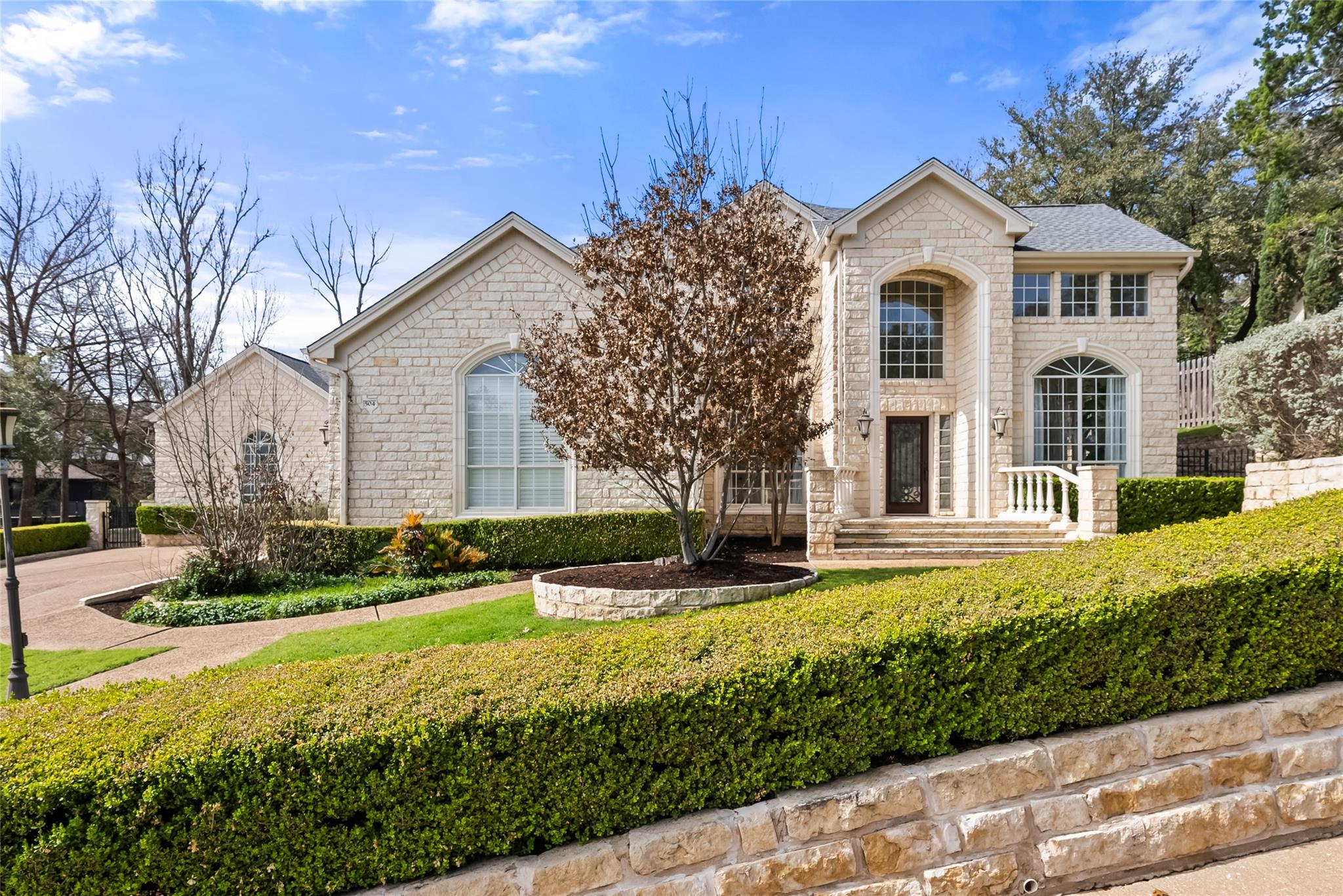 504 Duck Lake DR