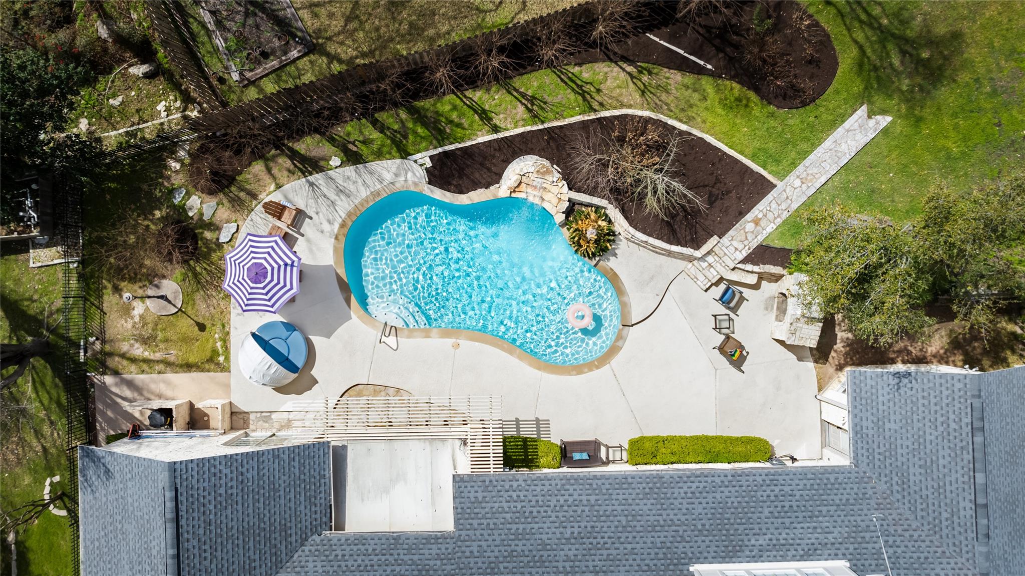 504 Duck Lake DR