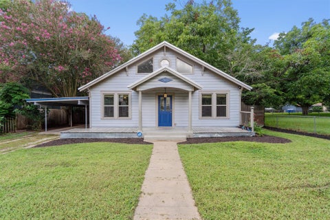 Photo of 503 Short ST, Smithville, TX 78957 (MLS # 7688314)