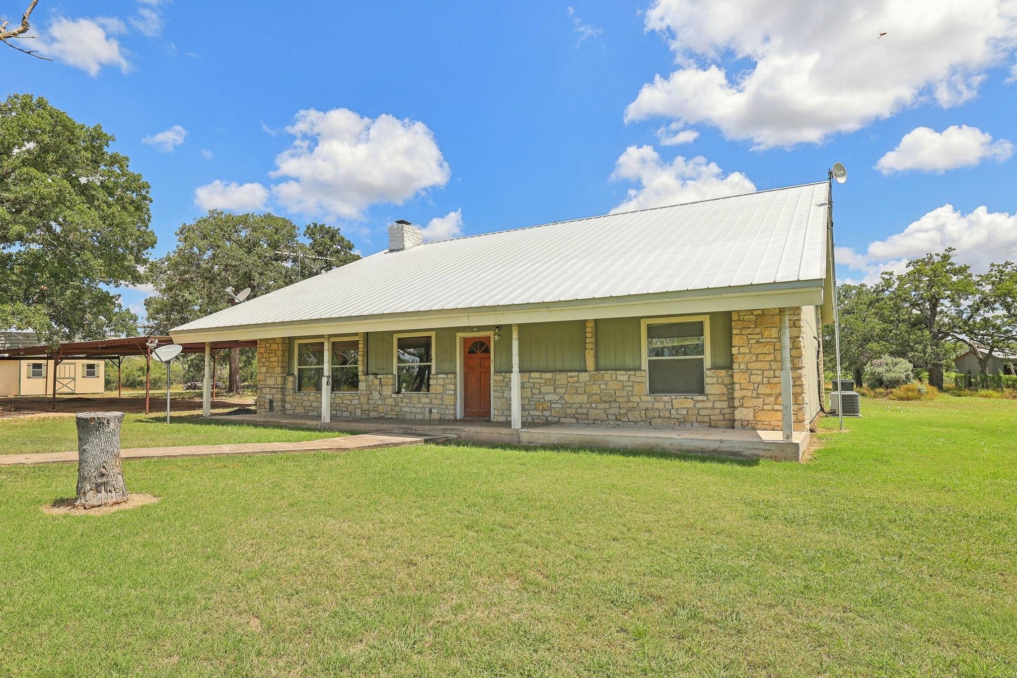 2715 Crider RD