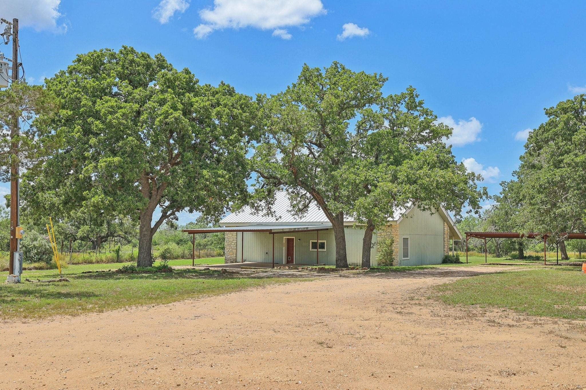 2715 Crider RD