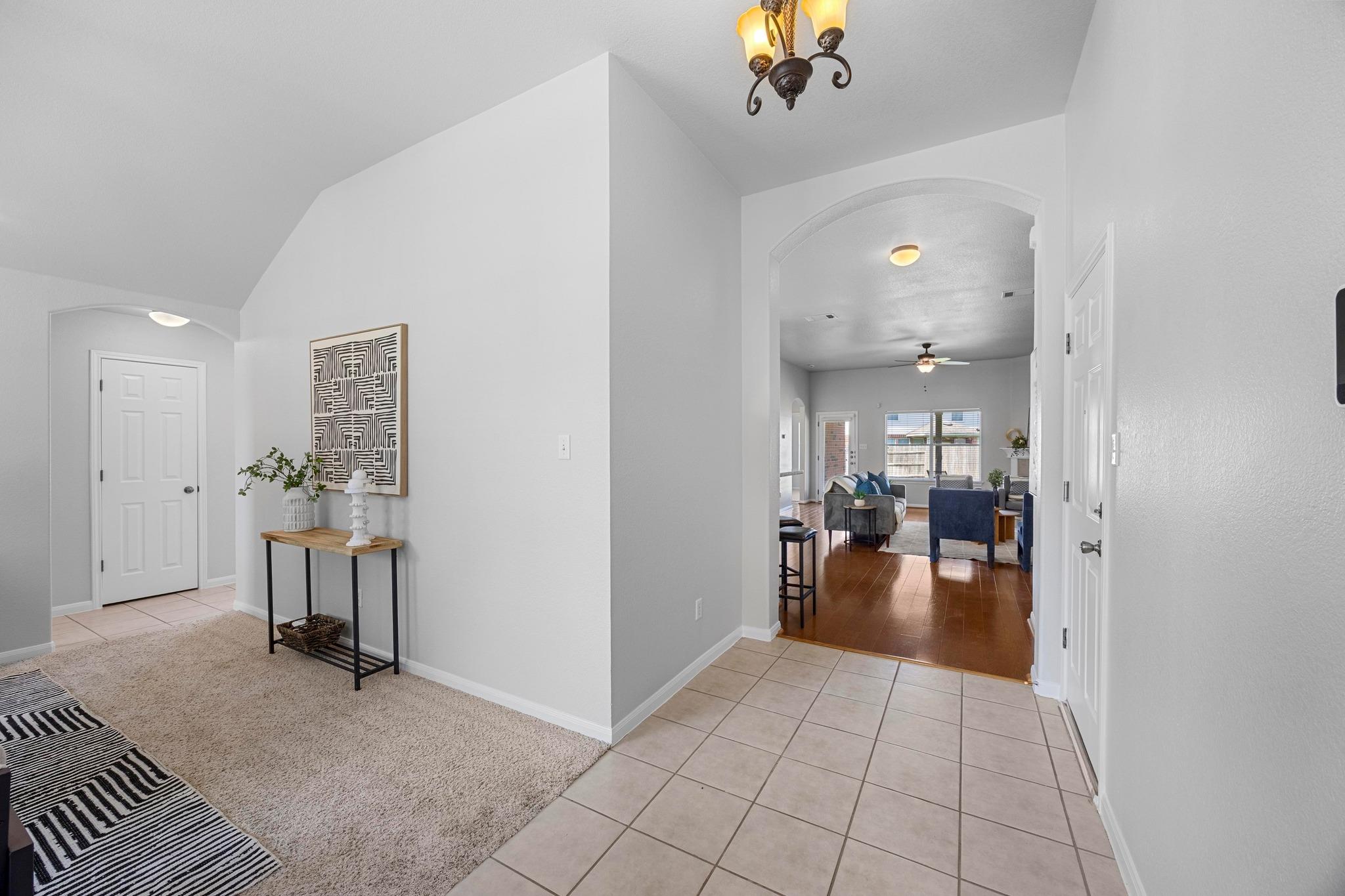 805 Meadow Bluff CT