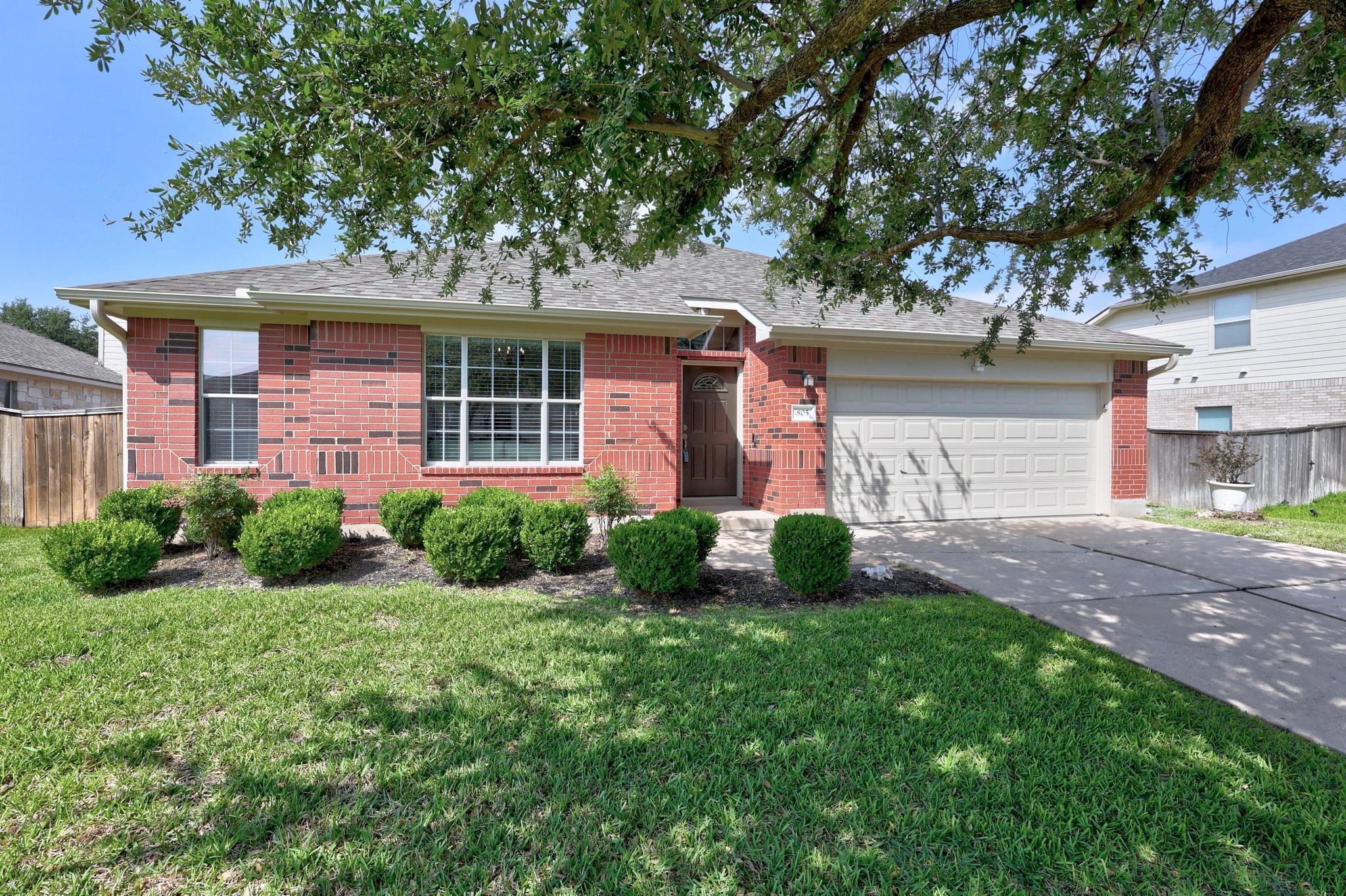 805 Meadow Bluff CT