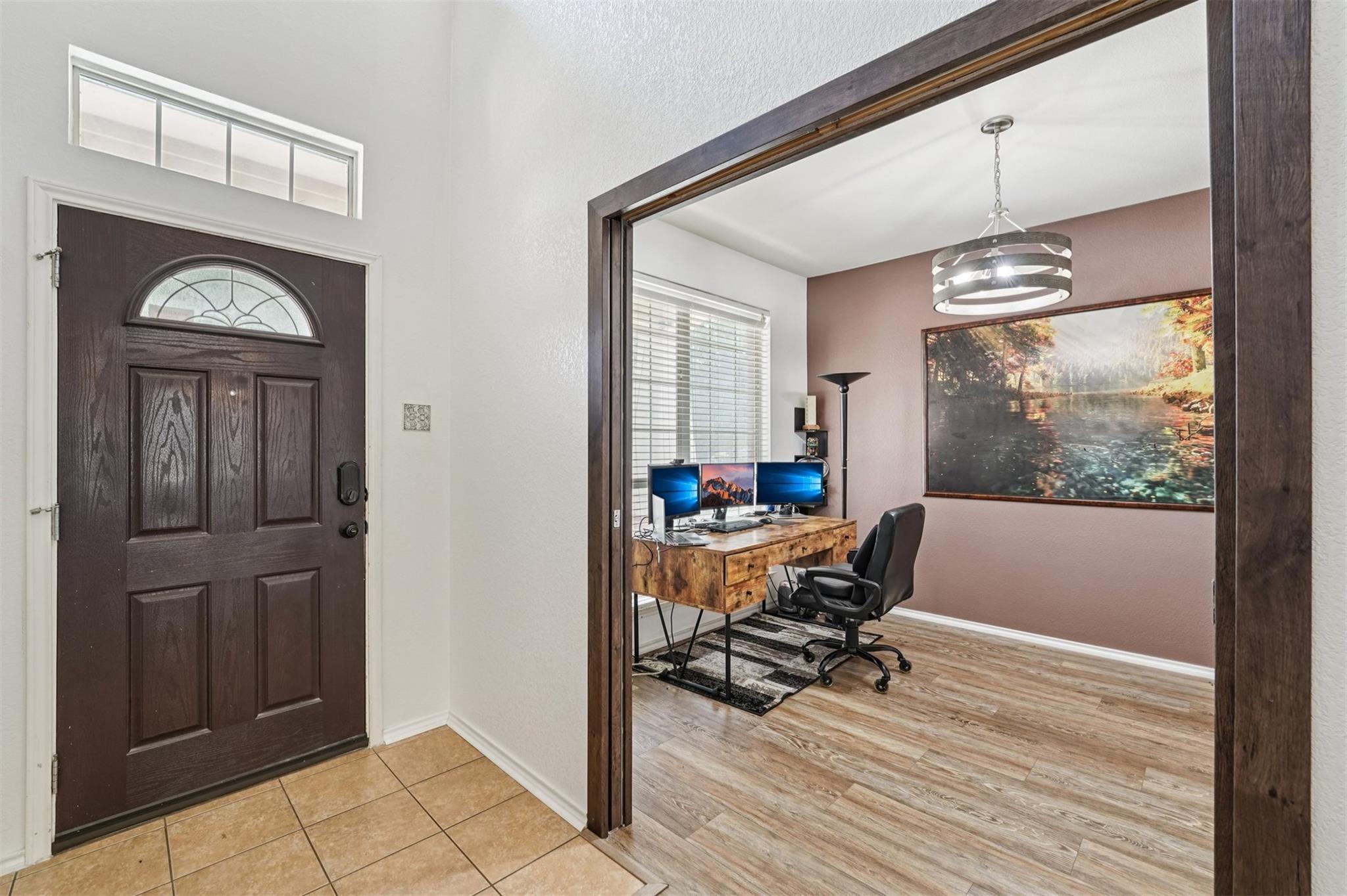 2114 Rachel LN