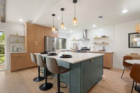 Tiny photo for 6509 Ashland CIR, Austin, TX 78723 (MLS # 9800140)