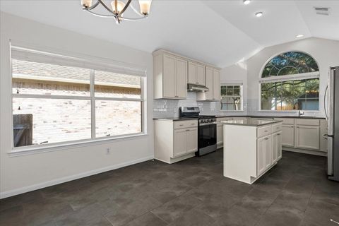 Tiny photo for 13553 Anarosa LOOP, Austin, TX 78727 (MLS # 6772363)