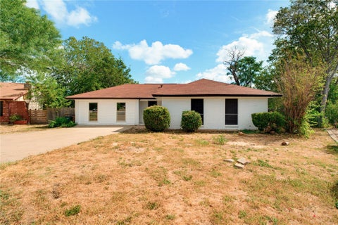 Photo of 2311 Campden DR, Austin, TX 78745 (MLS # 7334980)