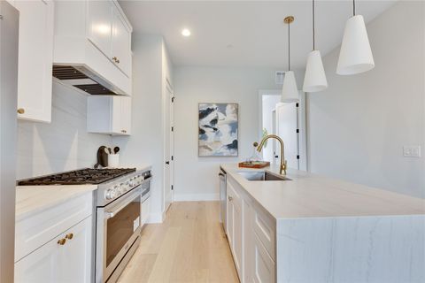 Tiny photo for 1937 E 38th 1/2 ST #B, Austin, TX 78723 (MLS # 3378076)