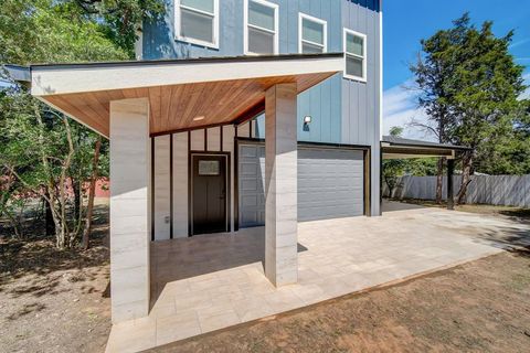 Photo of 146 Shadow Oak Dr DR, Bastrop, TX 78602 (MLS # 2741610)