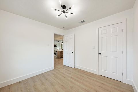 Tiny photo for 5106 Regency DR, Austin, TX 78724 (MLS # 7652249)
