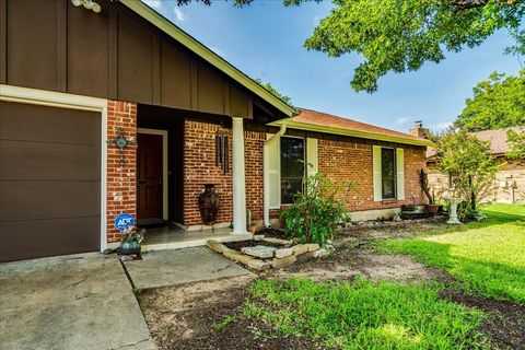 Tiny photo for 1321 Warrington DR, Austin, TX 78753 (MLS # 3608275)