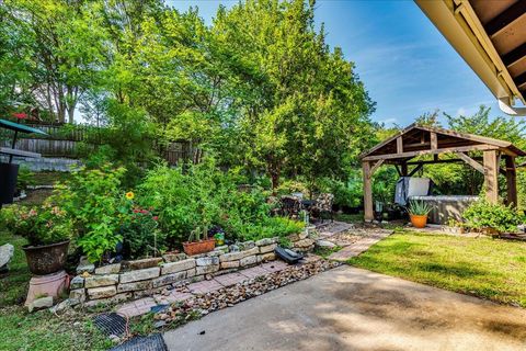 Tiny photo for 1321 Warrington DR, Austin, TX 78753 (MLS # 3608275)