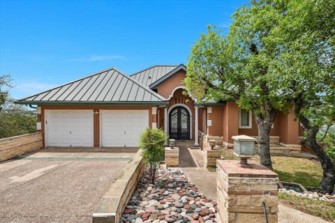 Photo of 695 Sunset DR, Wimberley, TX 78676 (MLS # 2344404)
