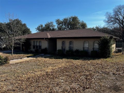 1302 Oak Shadows CIR Austin TX 78758