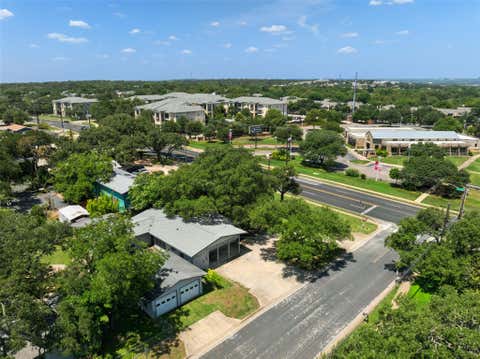 Photo of 6401 Menchaca RD, Austin, TX 78745 (MLS # 1914453)