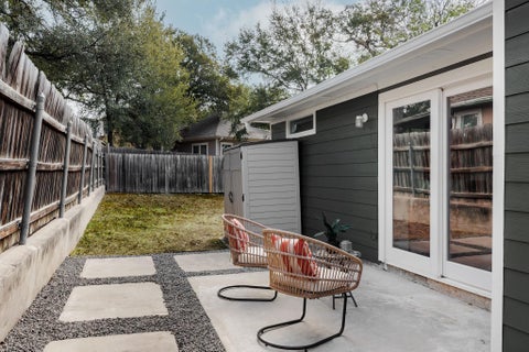 Tiny photo for 1003 Glen Oaks CT, Austin, TX 78702 (MLS # 9228720)